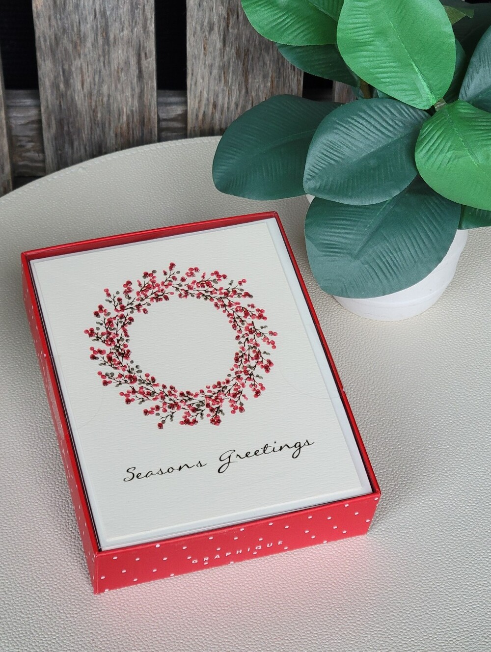 Season's Greetings Gold Card Set - Watercolor Red Wreath Graphique